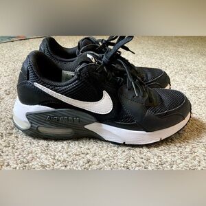 Nike AirMax Sneakers